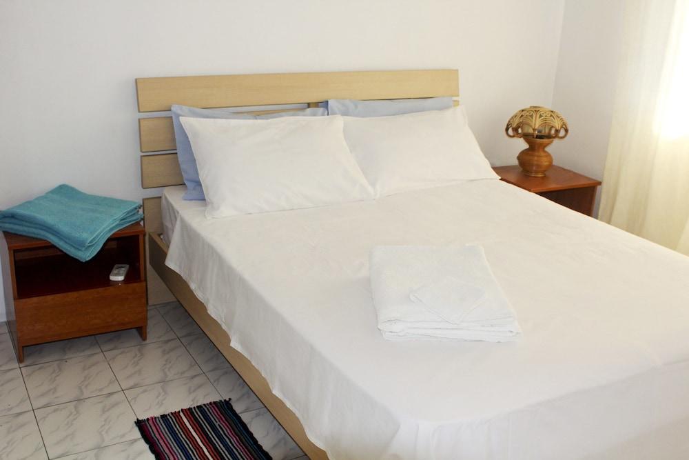 Vicky'S Holiday Apartment Beau Vallon  Exterior photo